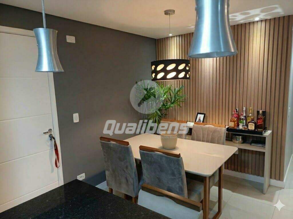 Apartamento à venda no Parque São Vicente: 