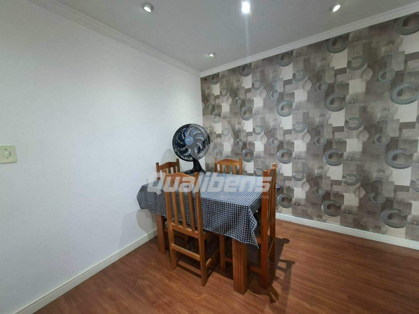 Apartamento à venda no Parque São Vicente: 