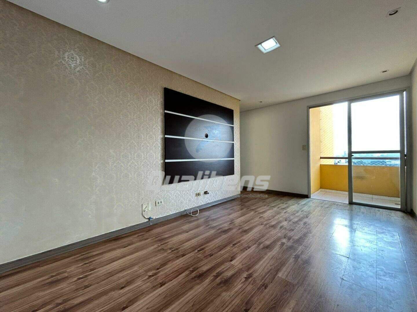 Apartamento à venda no Parque São Vicente: 