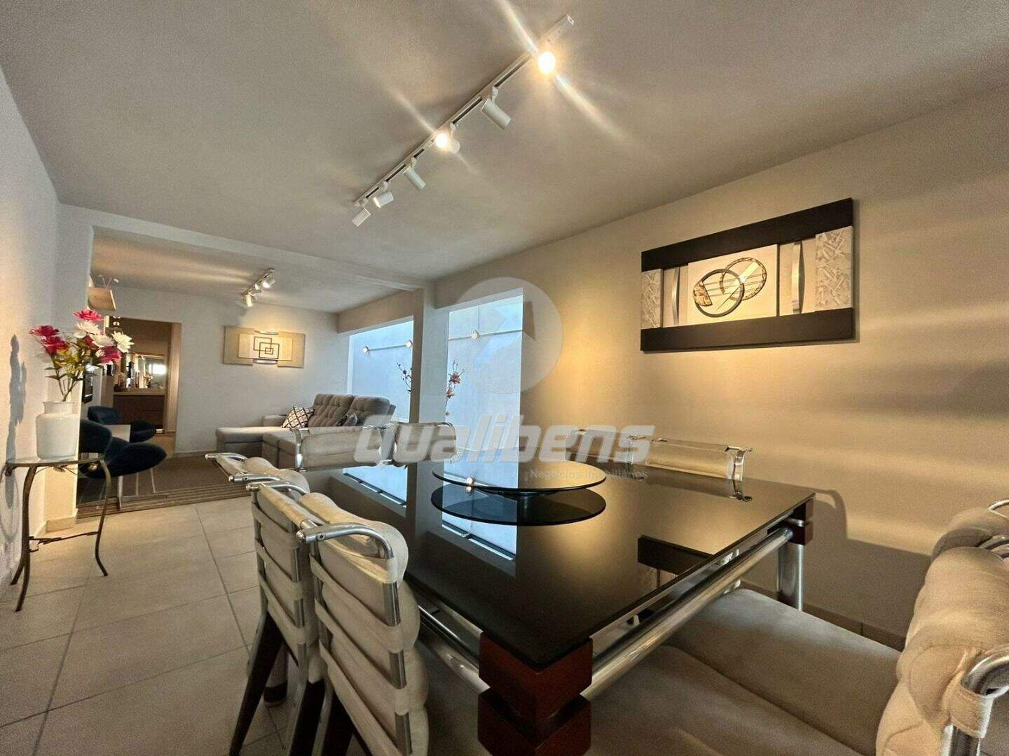Casa à venda no Vila Bocaina: 