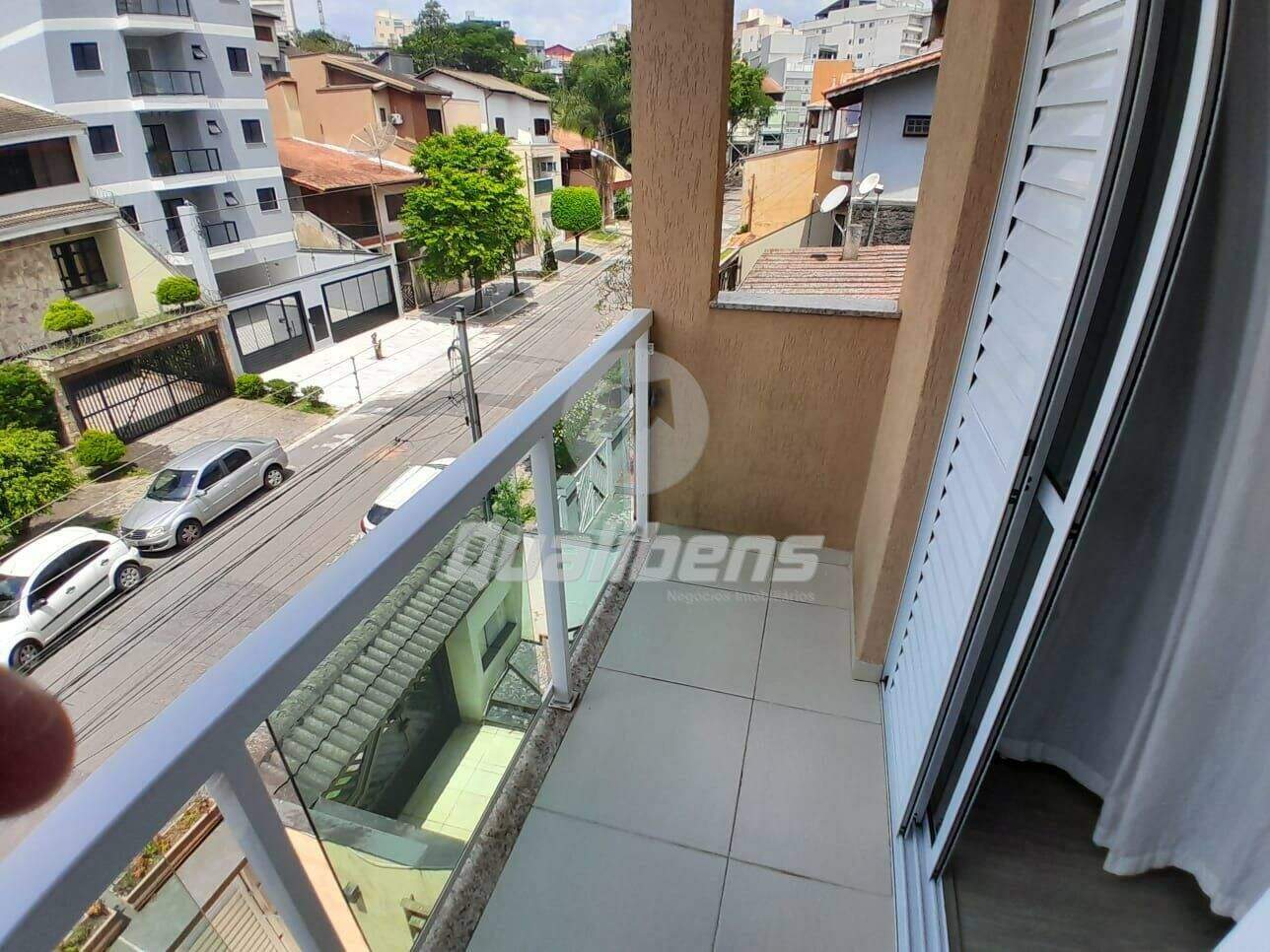Sobrado à venda no Jardim Pedroso: 