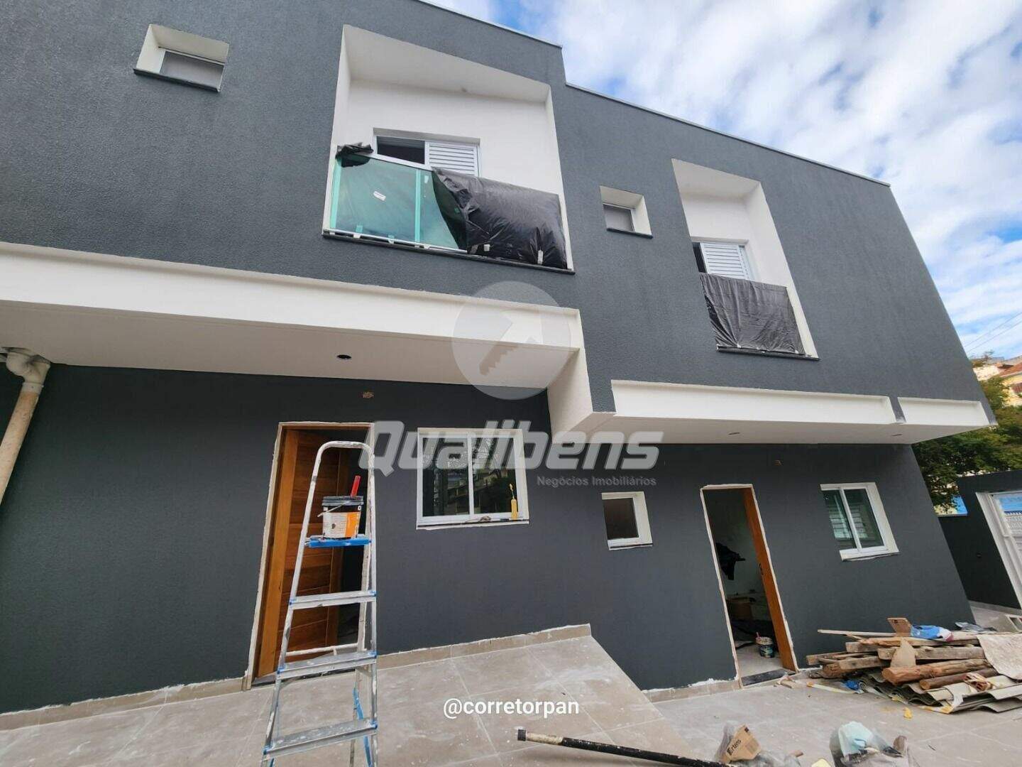 Sobrado à venda no Vila Helena: 
