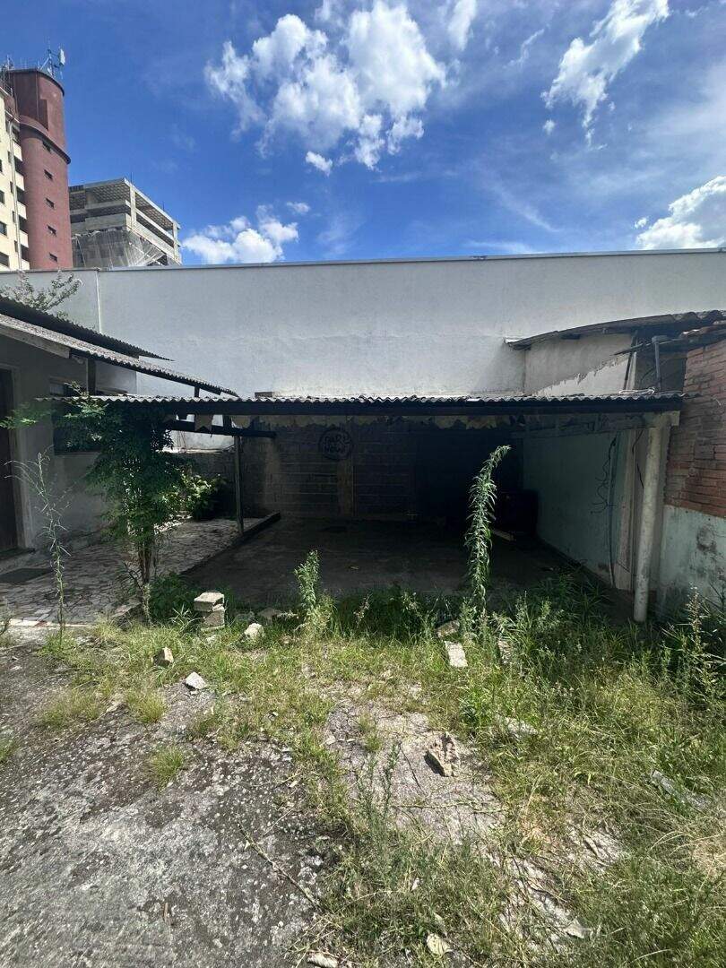 Terreno à venda no Vila Bocaina: 