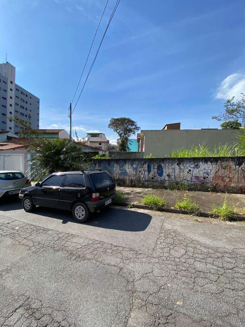 Terreno à venda no Jardim Pedroso: 