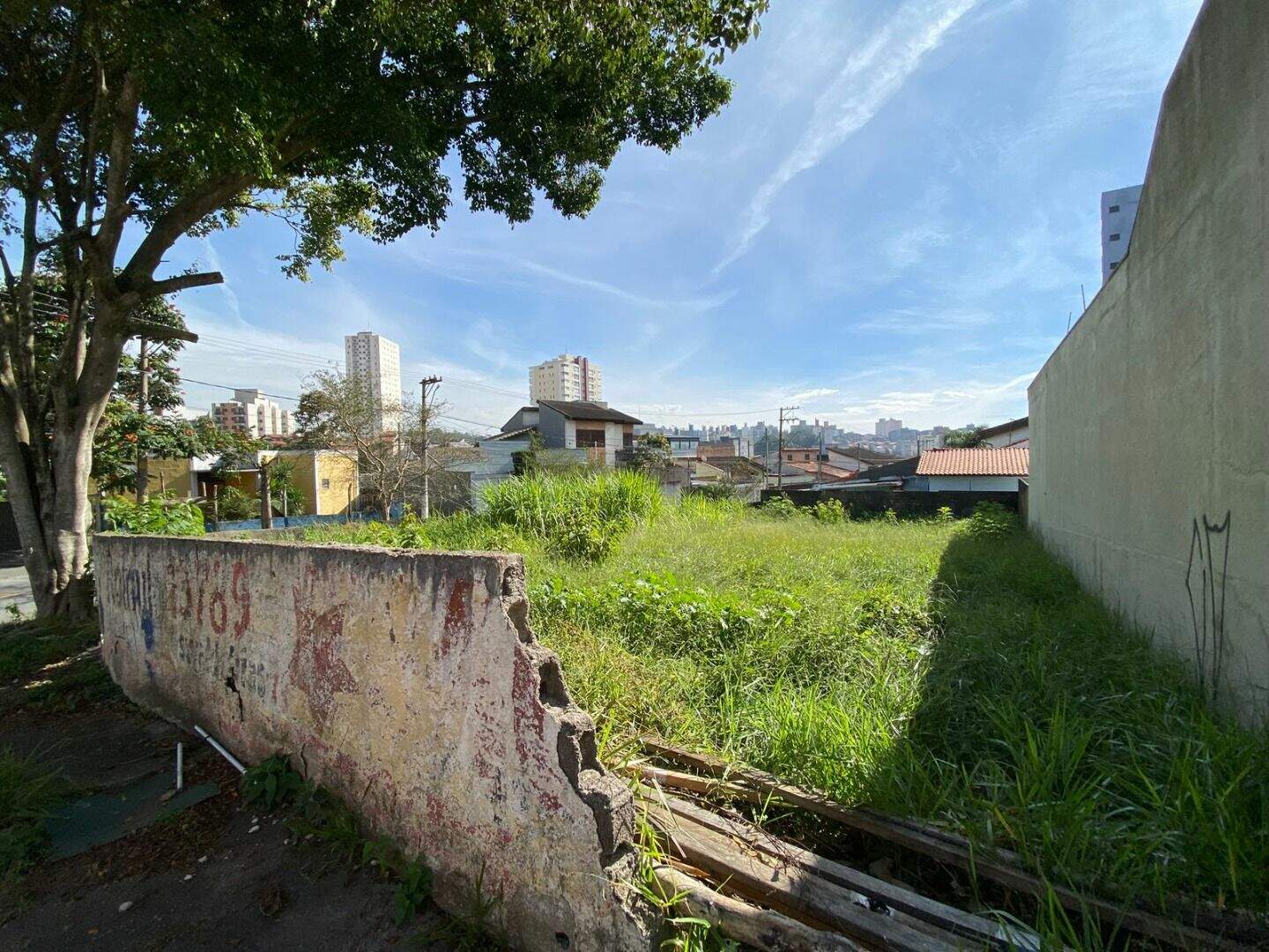 Terreno à venda no Jardim Pedroso: 