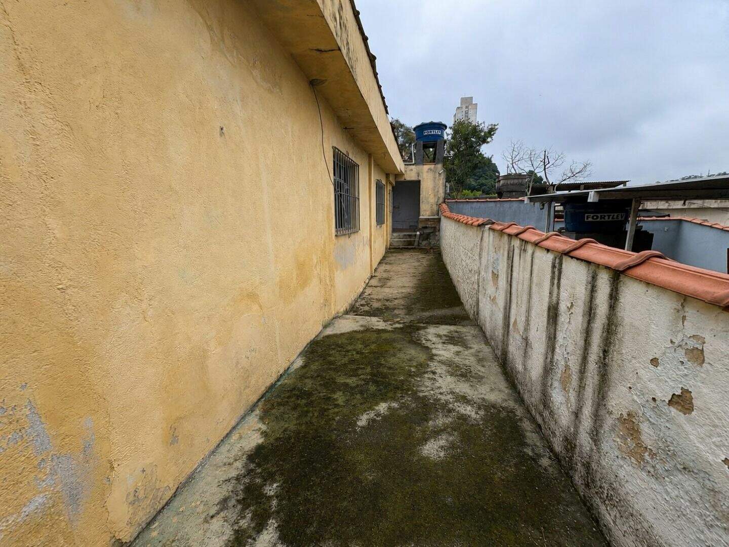 Terreno à venda no Vila Bocaina: 