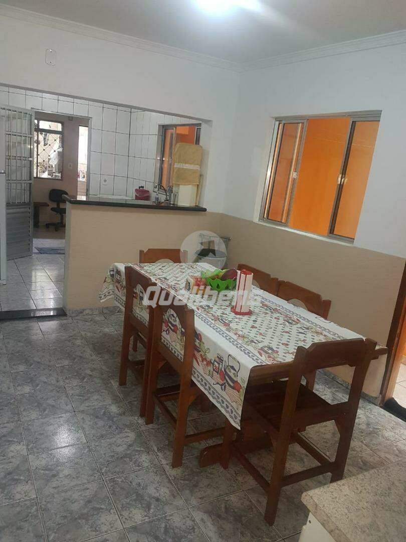 Sobrado à venda no Vila Emílio: 