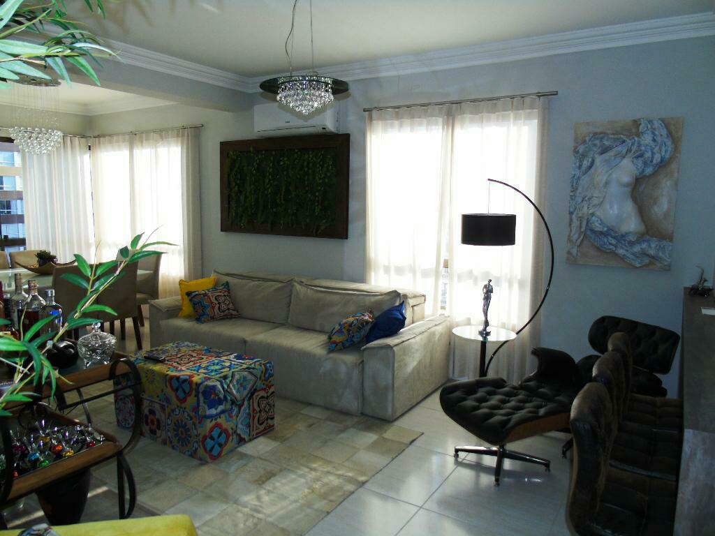 Apartamento à venda no Navegantes: 