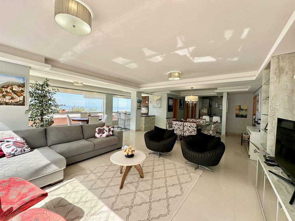 Apartamento à venda no Navegantes: 