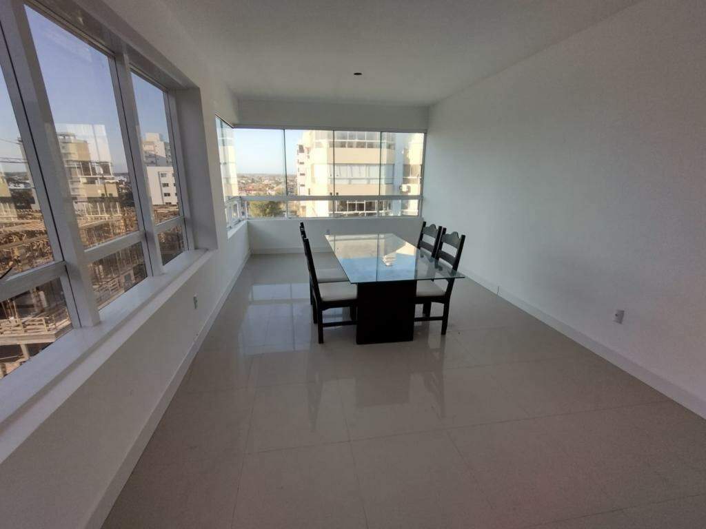 Apartamento à venda no Zona Nova: 