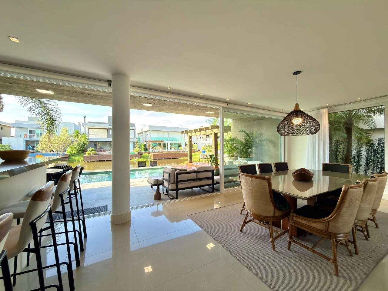 Casa em Condomínio à venda no Condomínio Malibu Beach: 