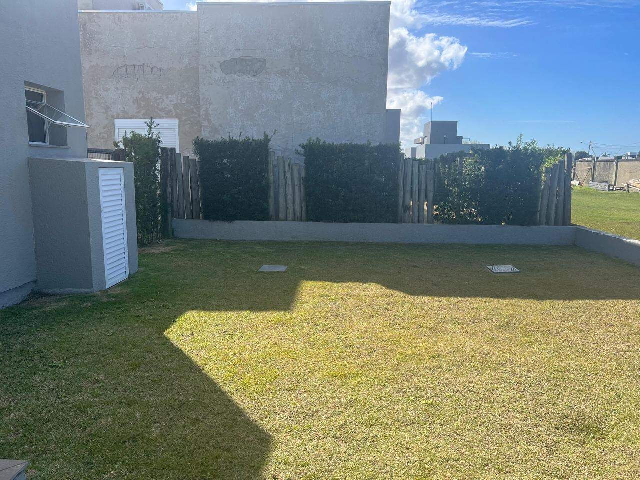 Terreno em Condomínio à venda no Dubai Resort : 