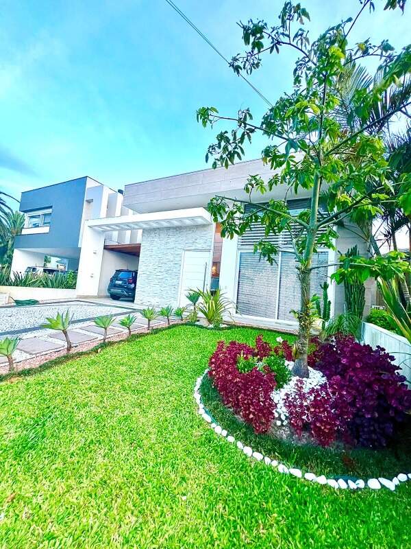 Casa em Condomínio à venda no Condado de Capão : 