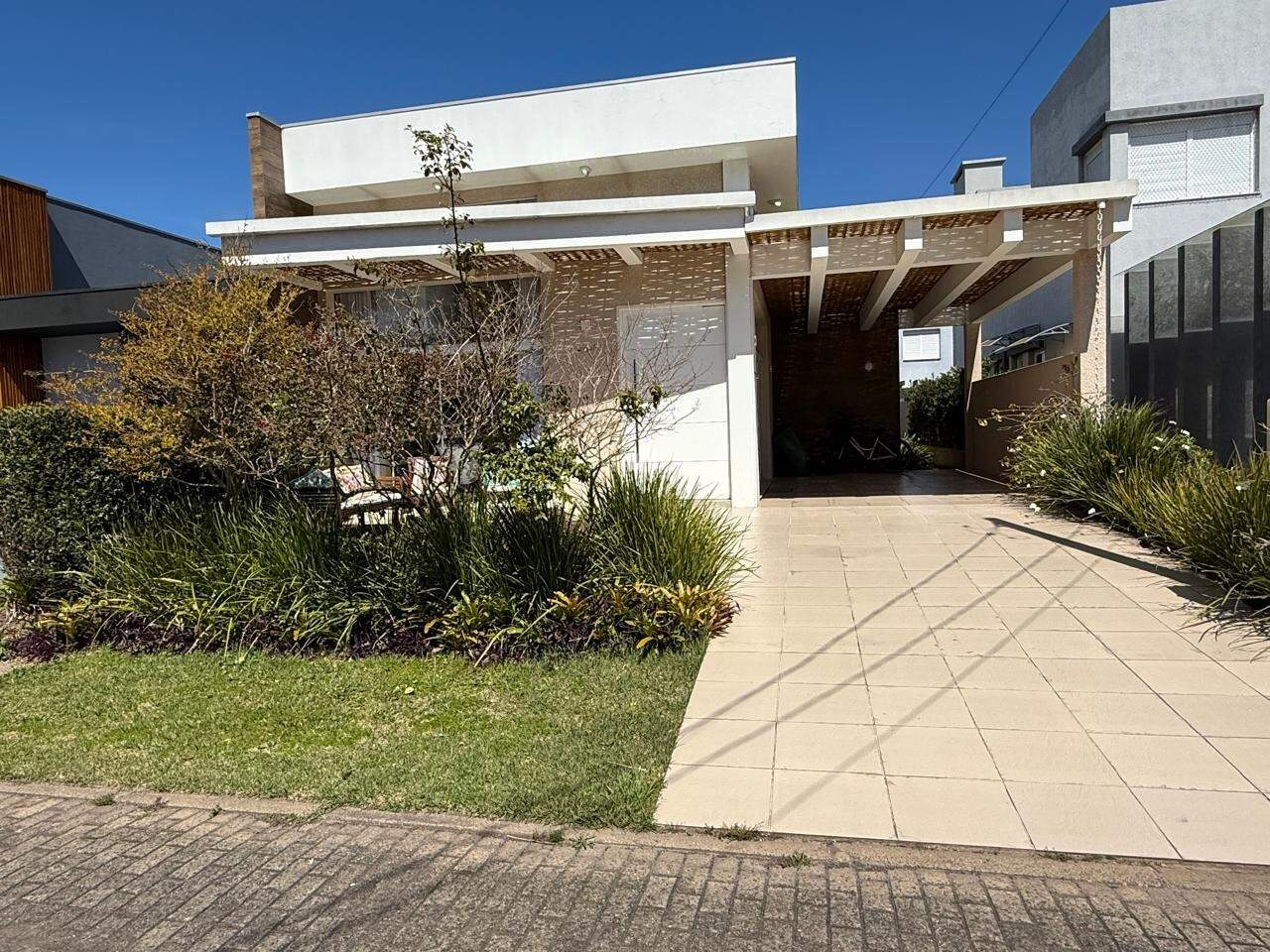 Casa em Condomínio à venda no Condomínio Las Palmas: 
