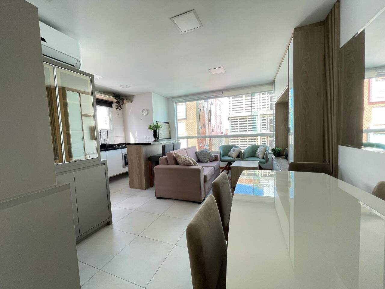 Apartamento à venda no Zona Nova: 