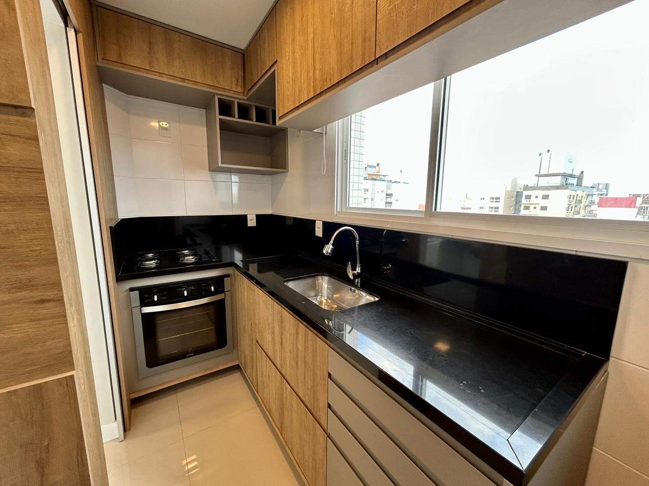 Apartamento à venda no Zona Nova: 
