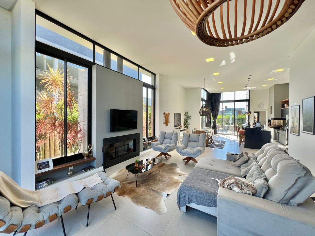 Casa em Condomínio à venda no Dubai Resort : 