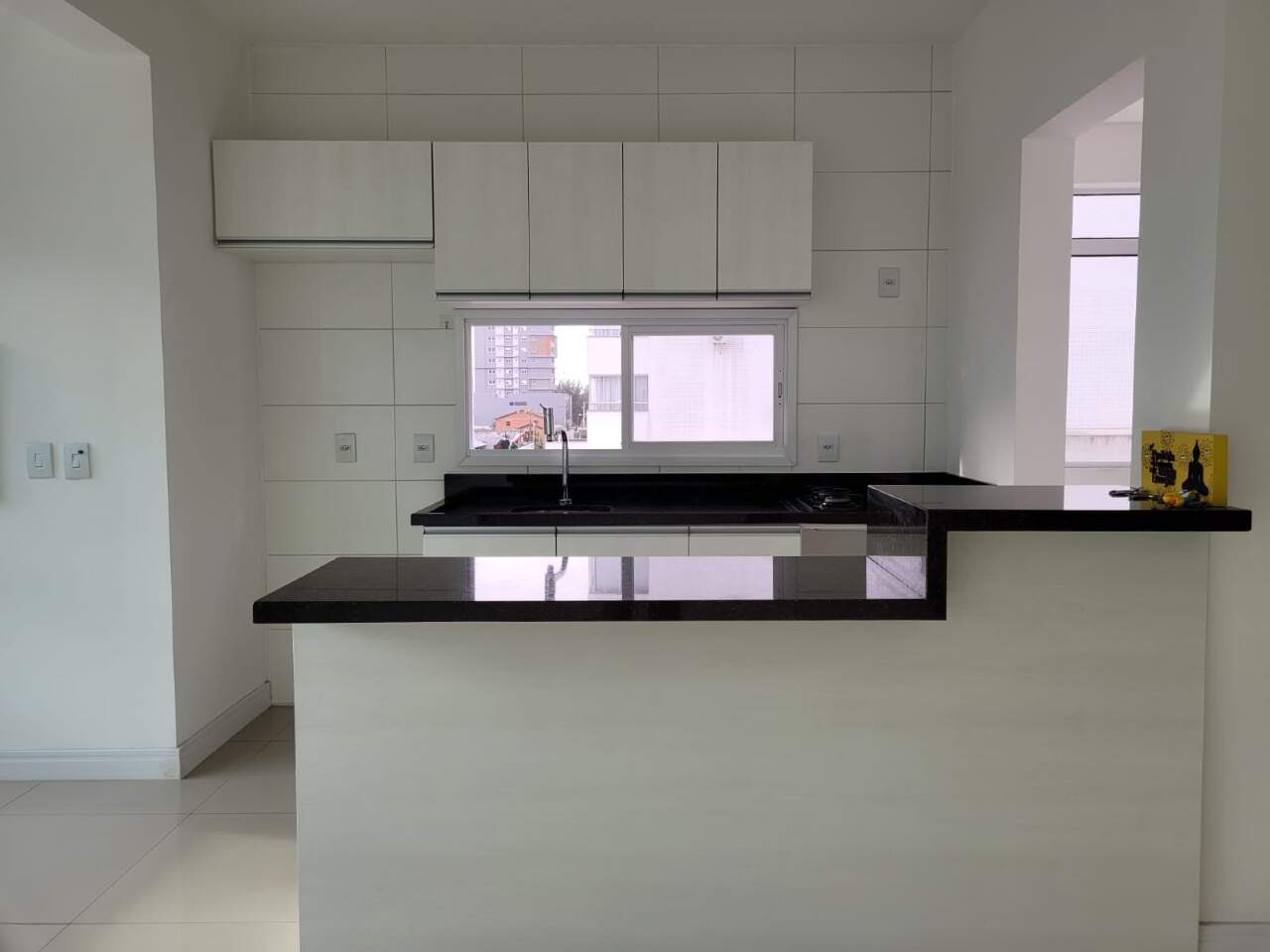 Apartamento à venda no Zona Nova: 