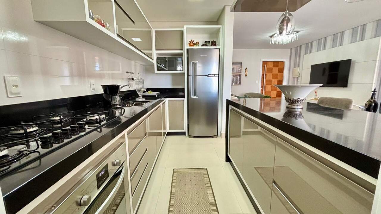 Apartamento à venda no Navegantes: 
