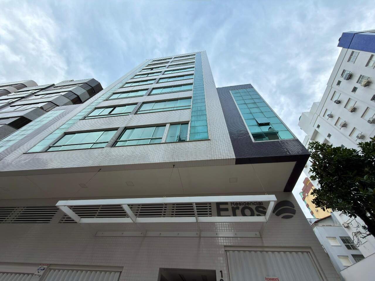 Apartamento à venda no Zona Nova: 
