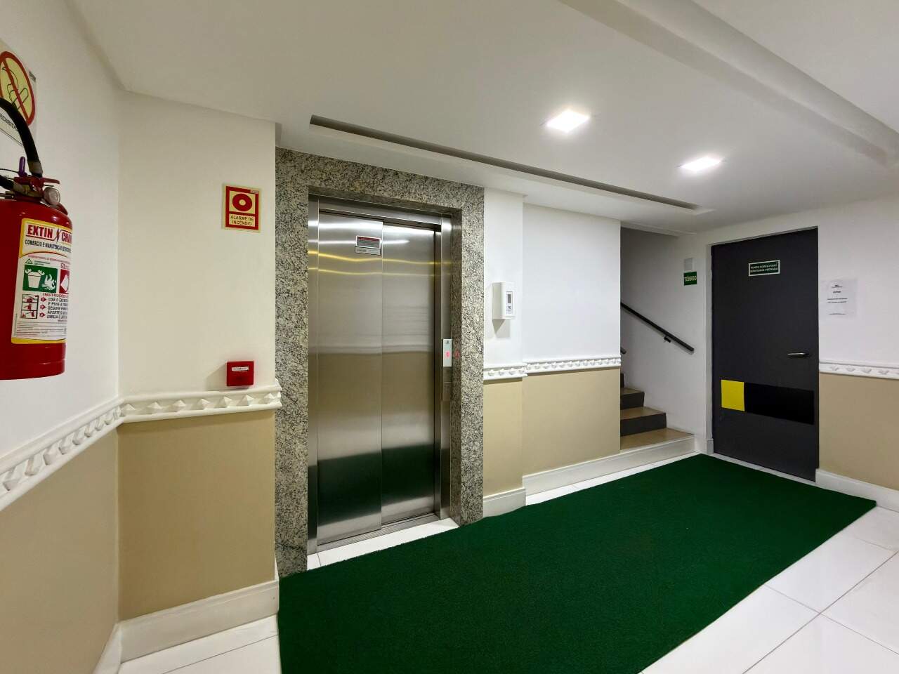 Apartamento à venda no Zona Nova: 