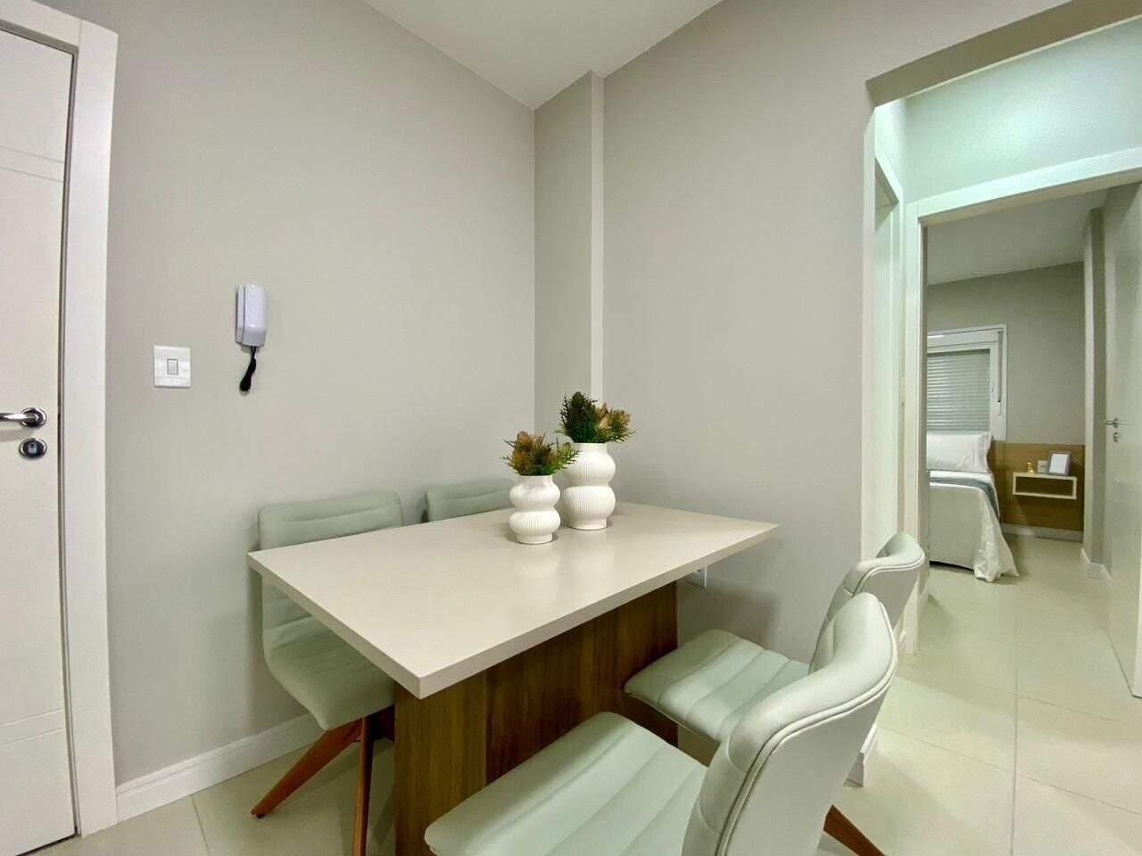 Apartamento à venda no Zona Nova: 