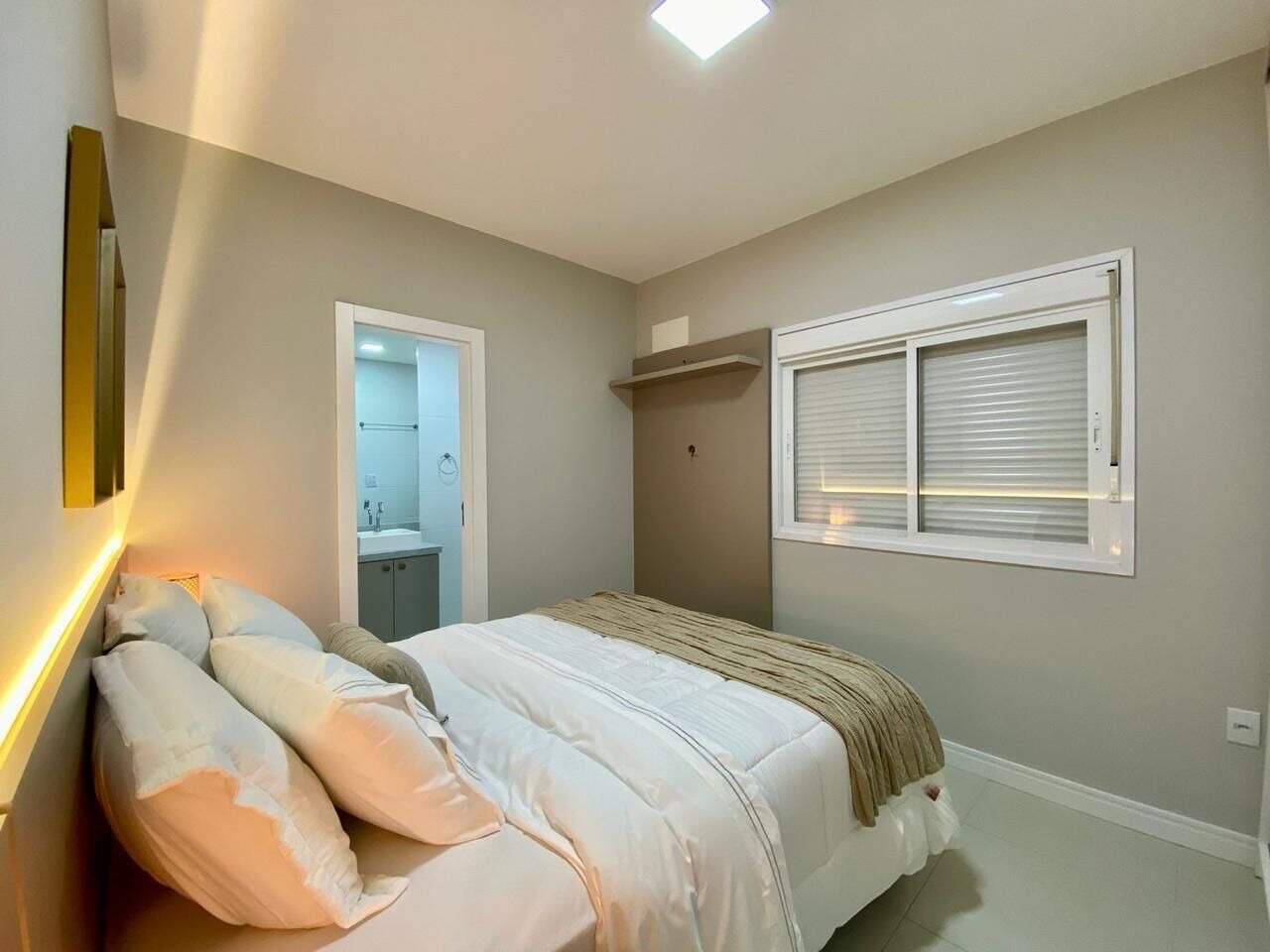 Apartamento à venda no Zona Nova: 
