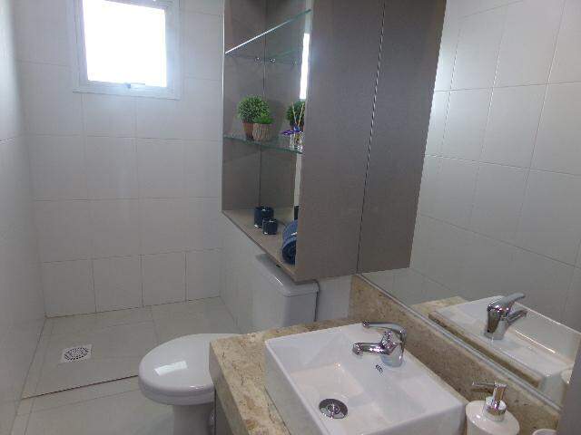 Apartamento à venda no Zona Nova: 