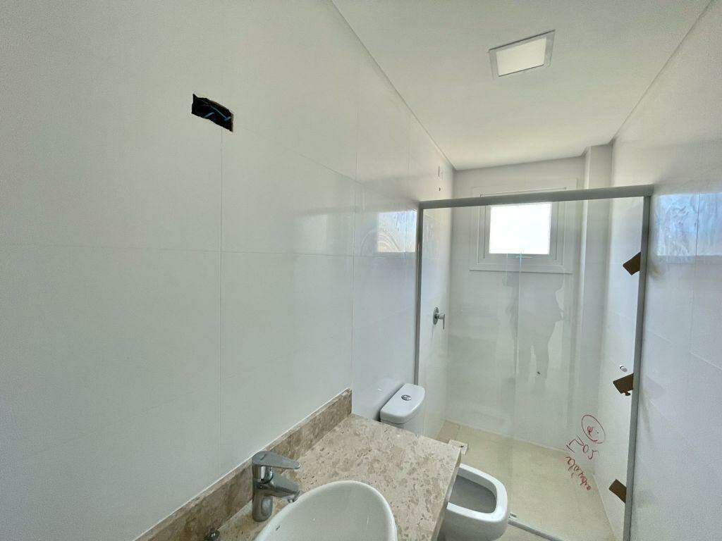Apartamento à venda no Zona Nova: 