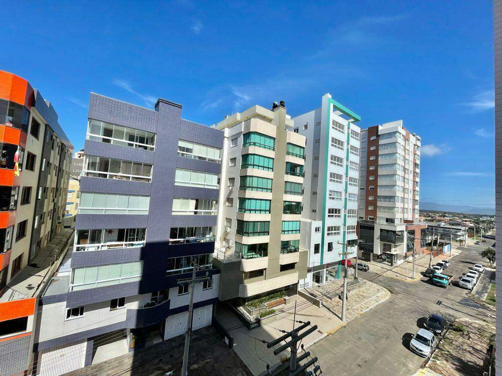 Apartamento à venda no Zona Nova: 