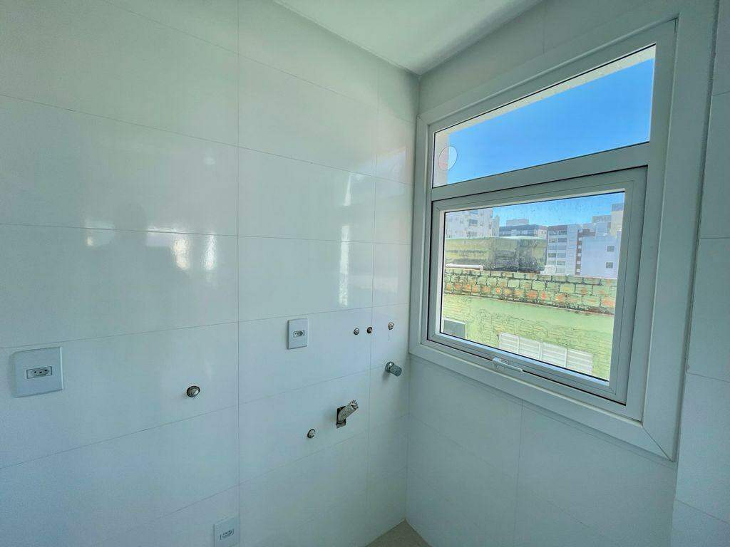 Apartamento à venda no Zona Nova: 