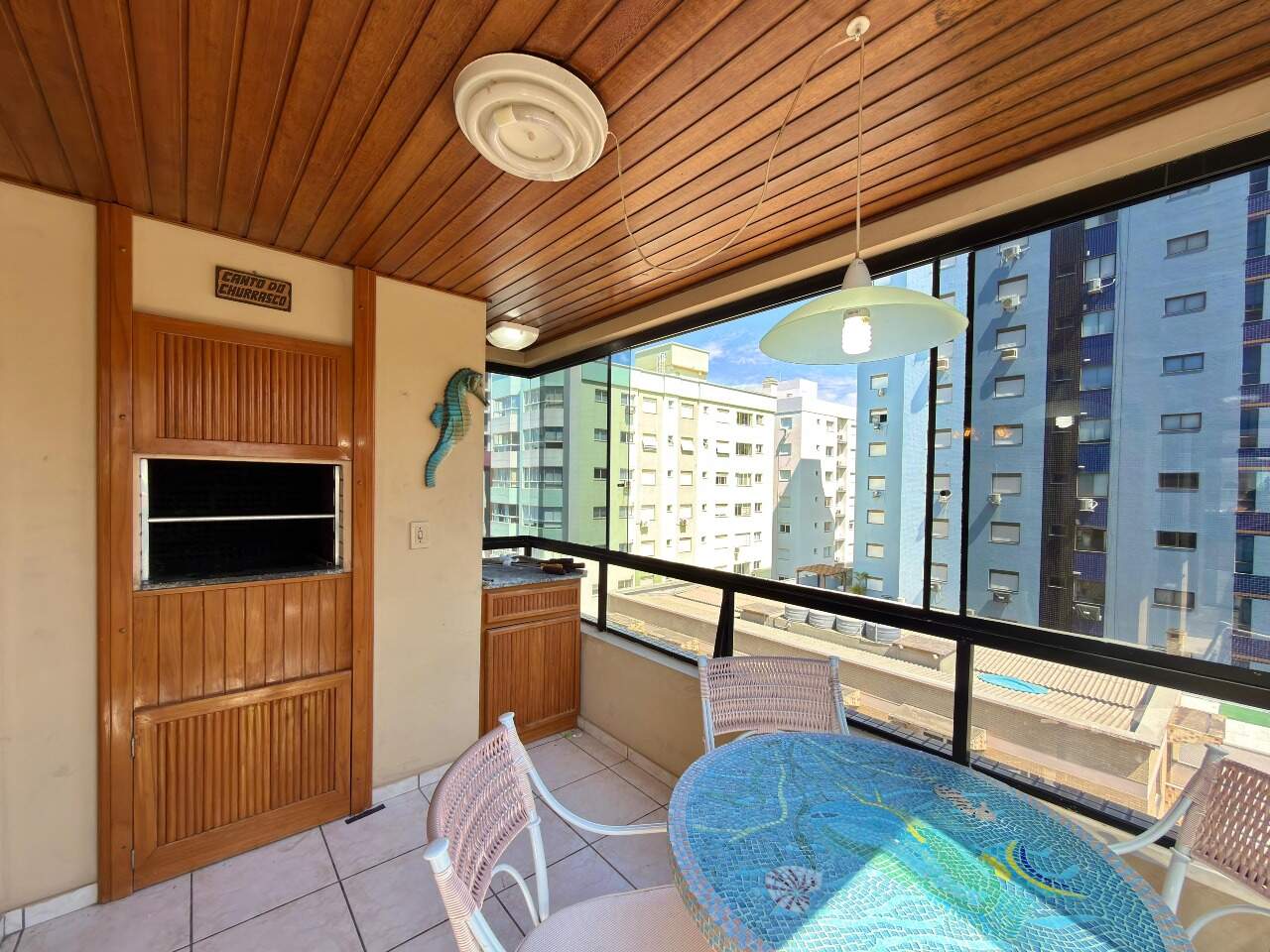 Apartamento à venda no Zona Nova: 