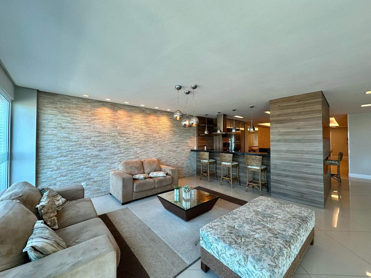 Apartamento à venda no Zona Nova: 
