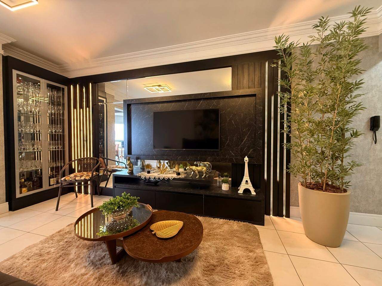 Apartamento à venda no Zona Nova: 
