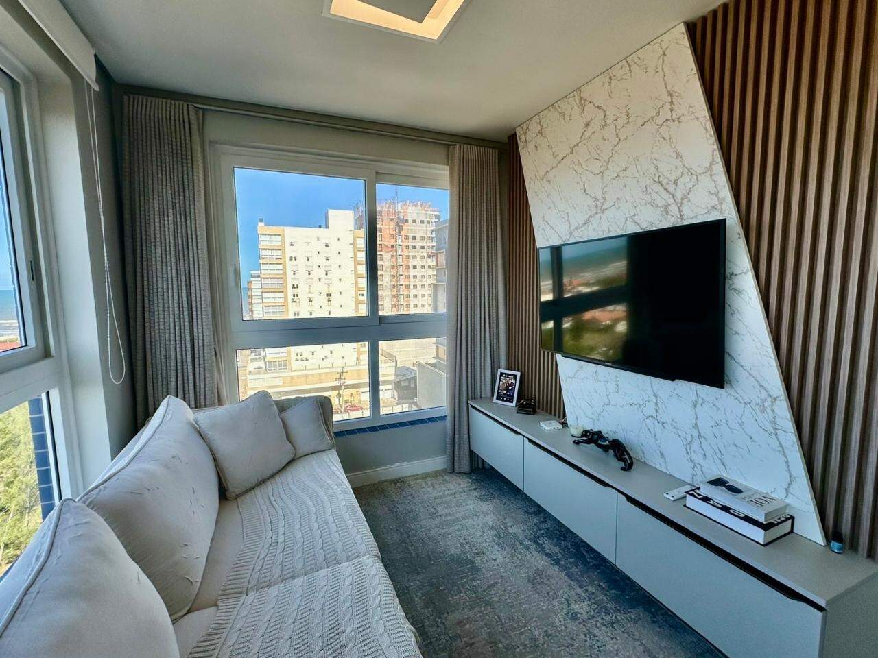 Apartamento à venda no Zona Nova: 