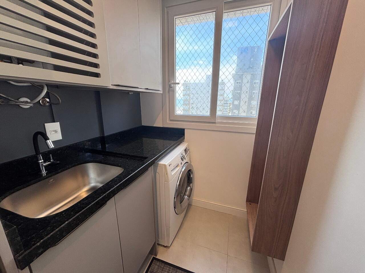 Apartamento à venda no Zona Nova: 