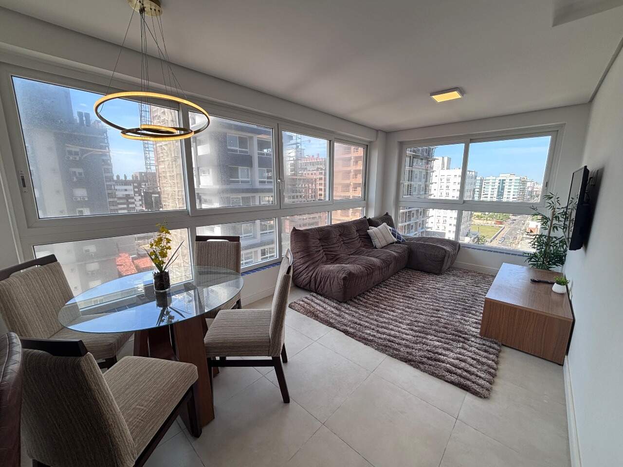 Apartamento à venda no Zona Nova: 