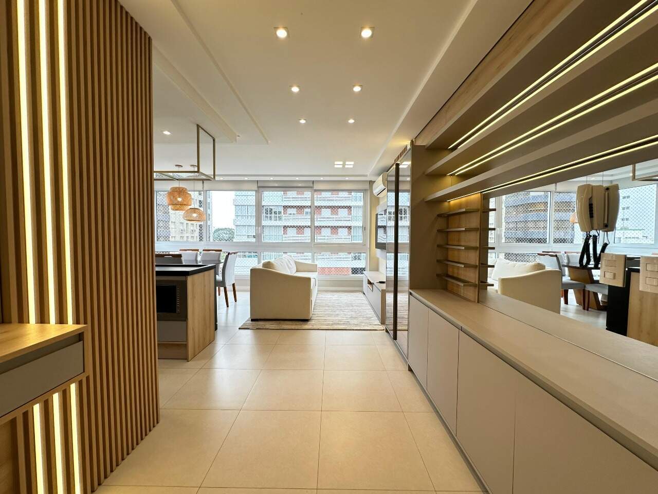 Apartamento à venda no Zona Nova: 