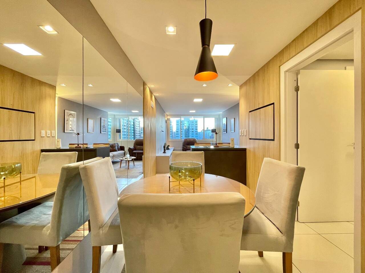 Apartamento à venda no Zona Nova: 