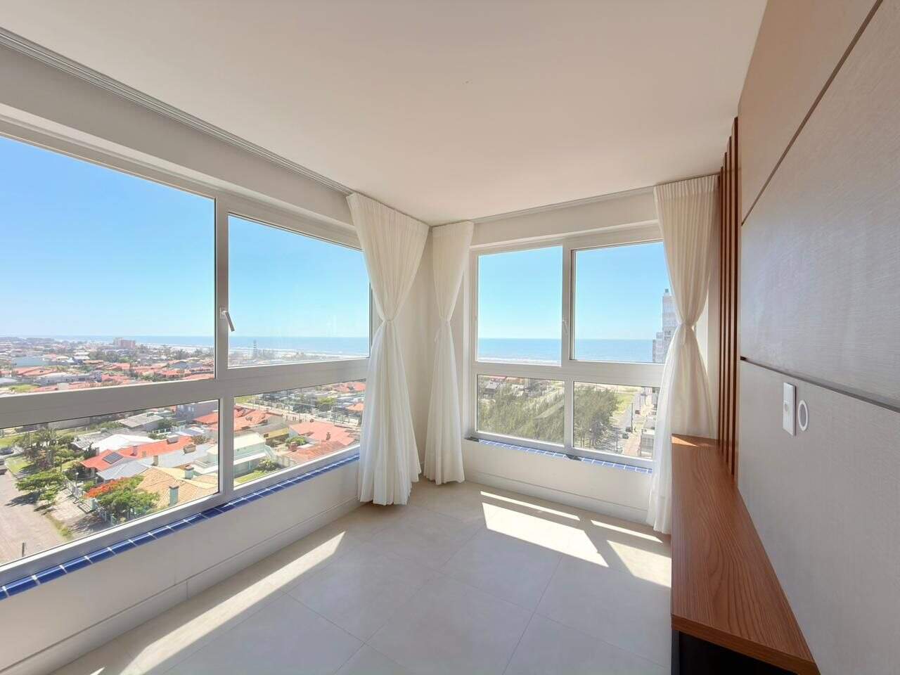 Apartamento à venda no Zona Nova: 