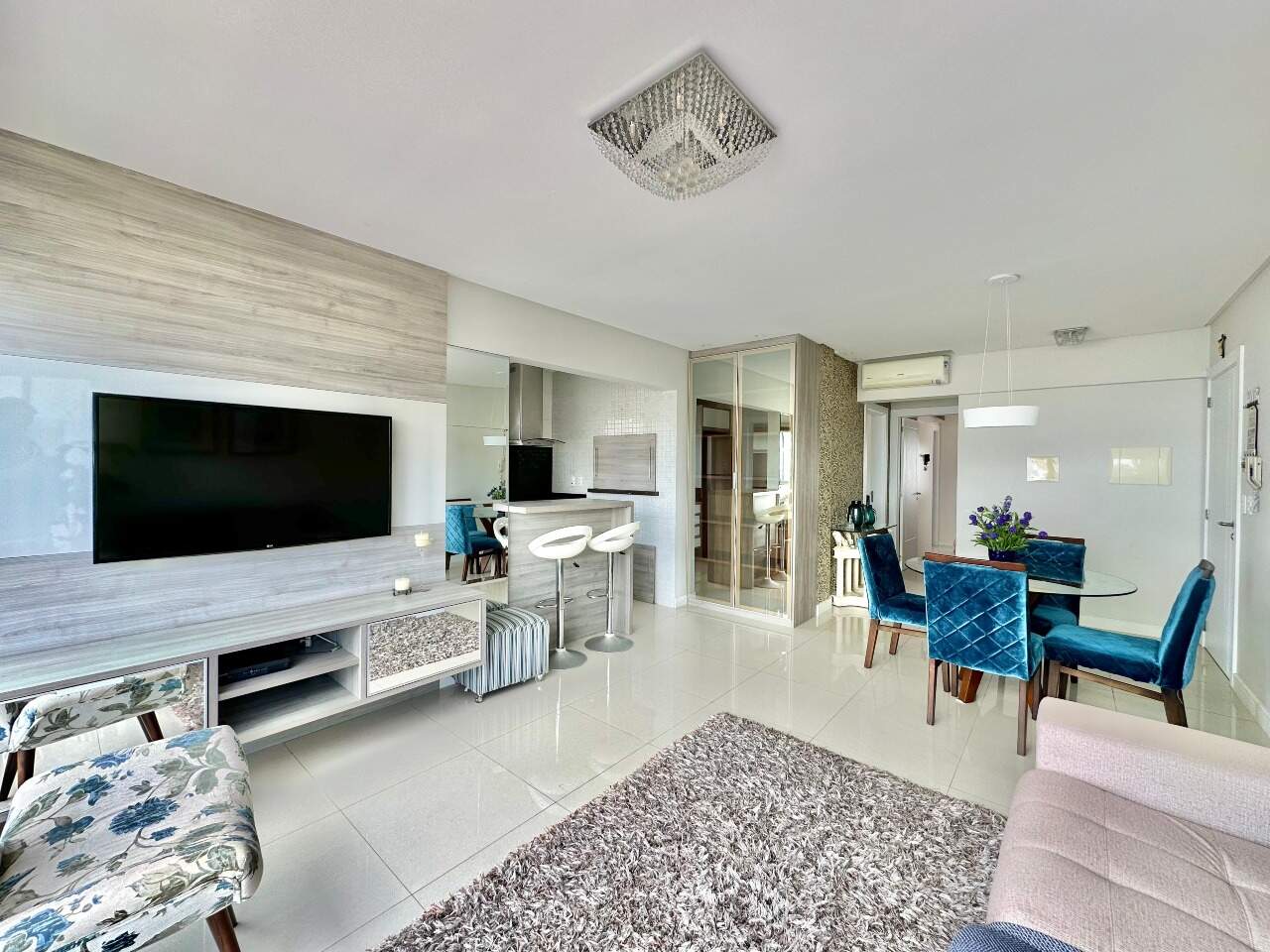 Apartamento à venda no Zona Nova: 