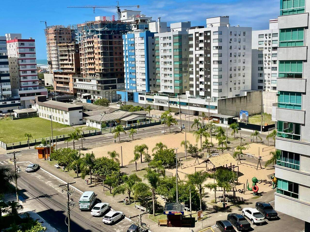 Apartamento à venda no Zona Nova: 