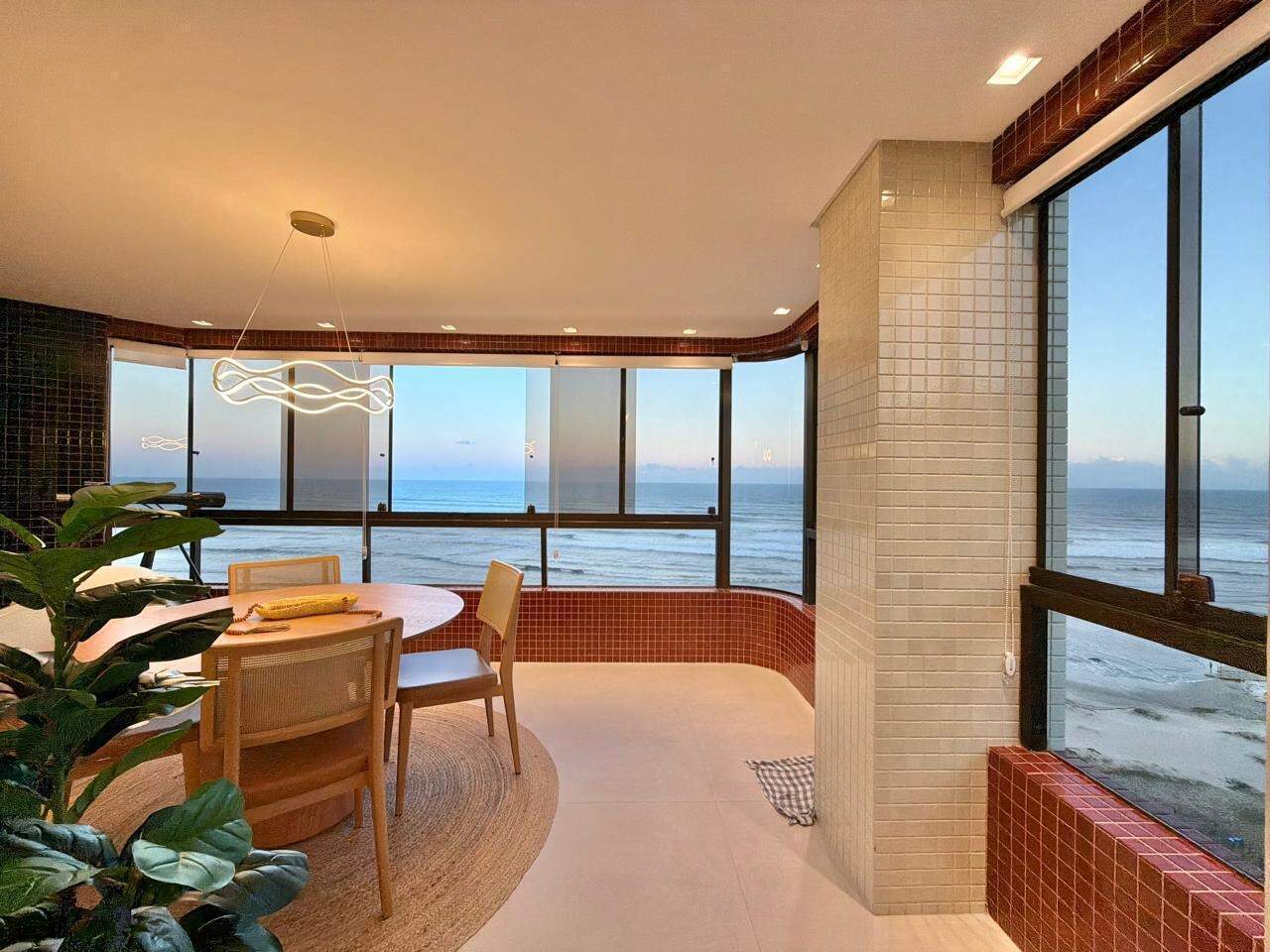 Apartamento à venda no Navegantes: 
