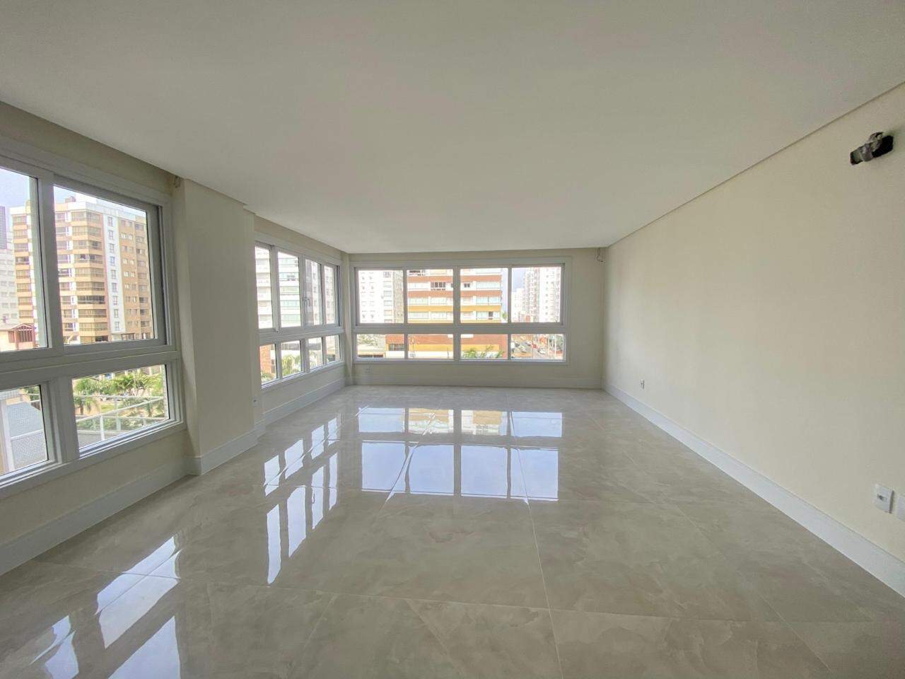 Apartamento à venda no Navegantes: 