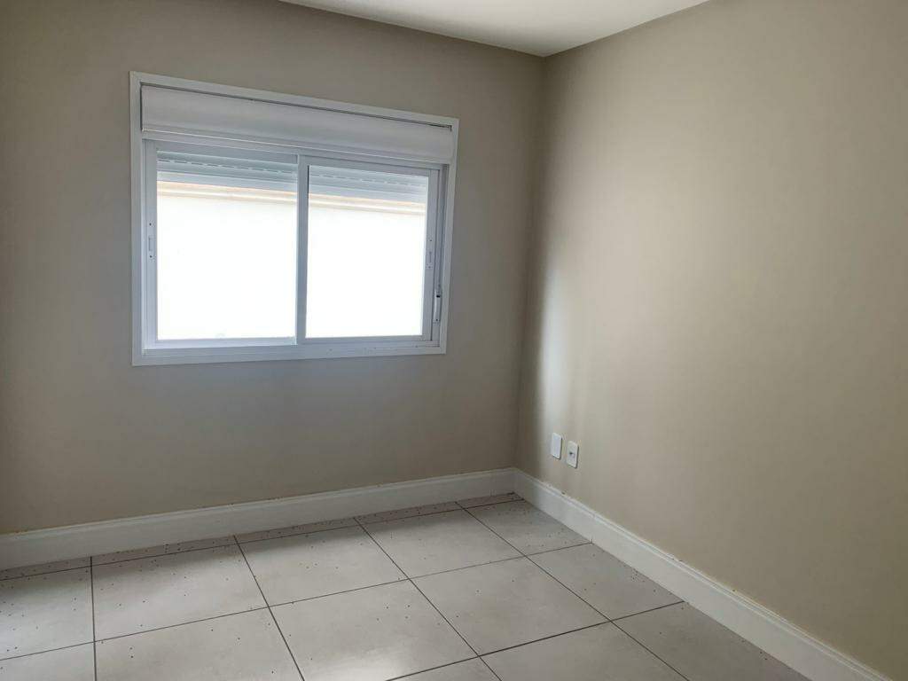Apartamento à venda no Zona Nova: 