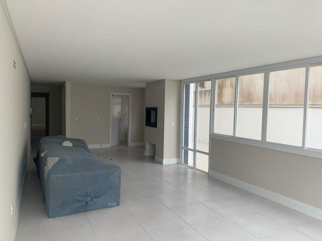 Apartamento à venda no Zona Nova: 