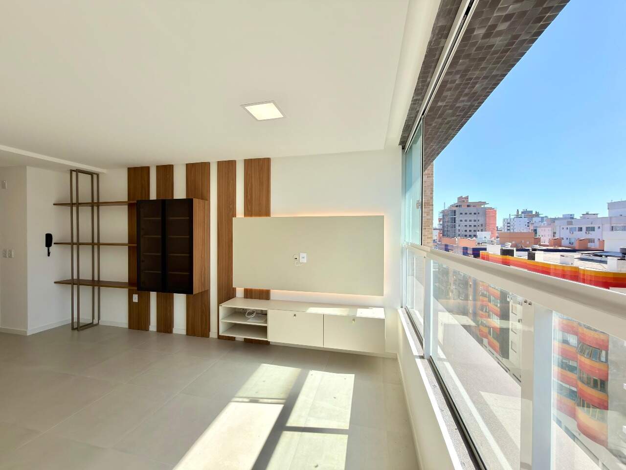 Apartamento à venda no Zona Nova: 