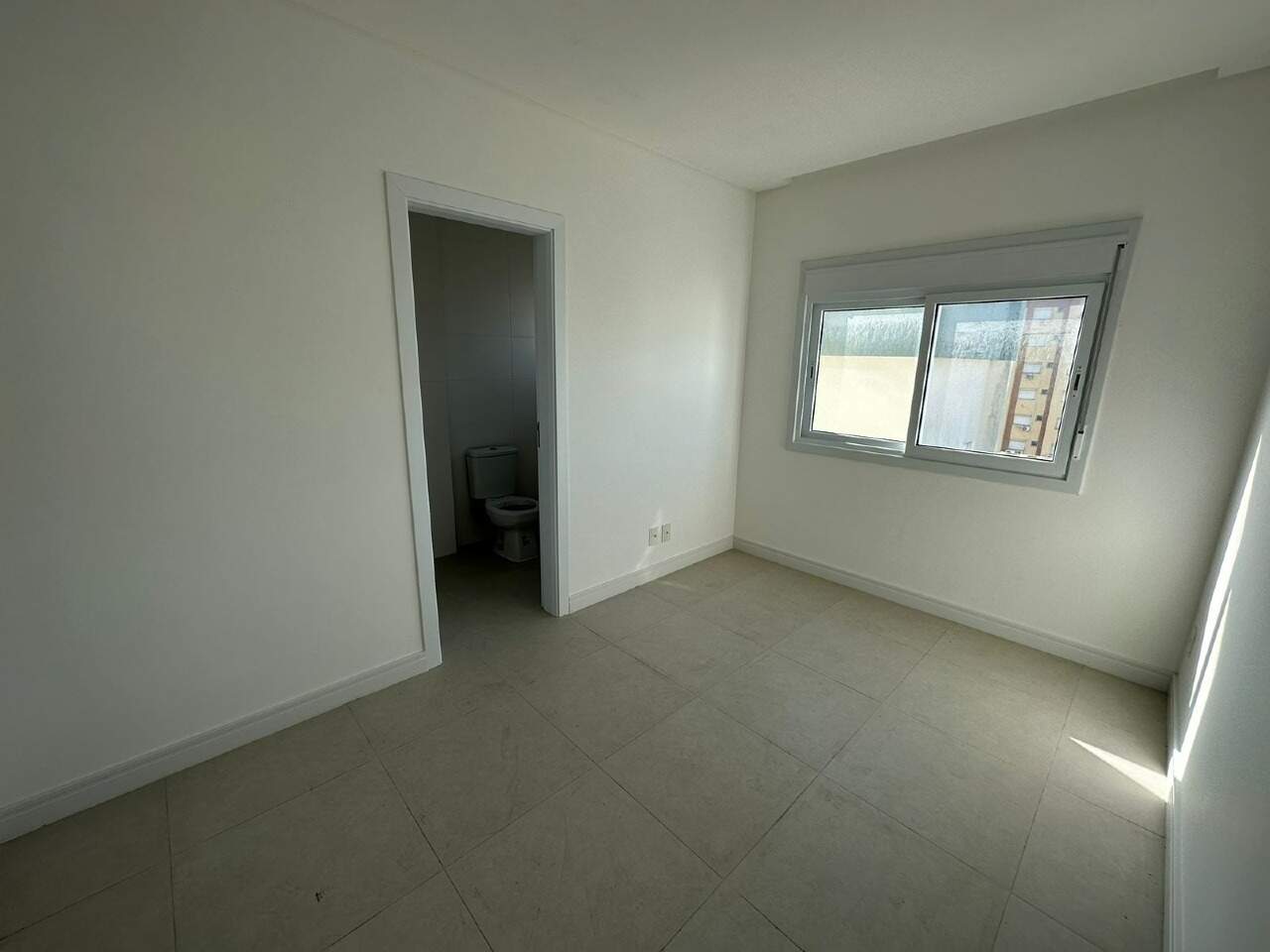 Apartamento à venda no Zona Nova: 