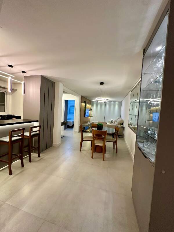 Apartamento à venda no Zona Nova: 