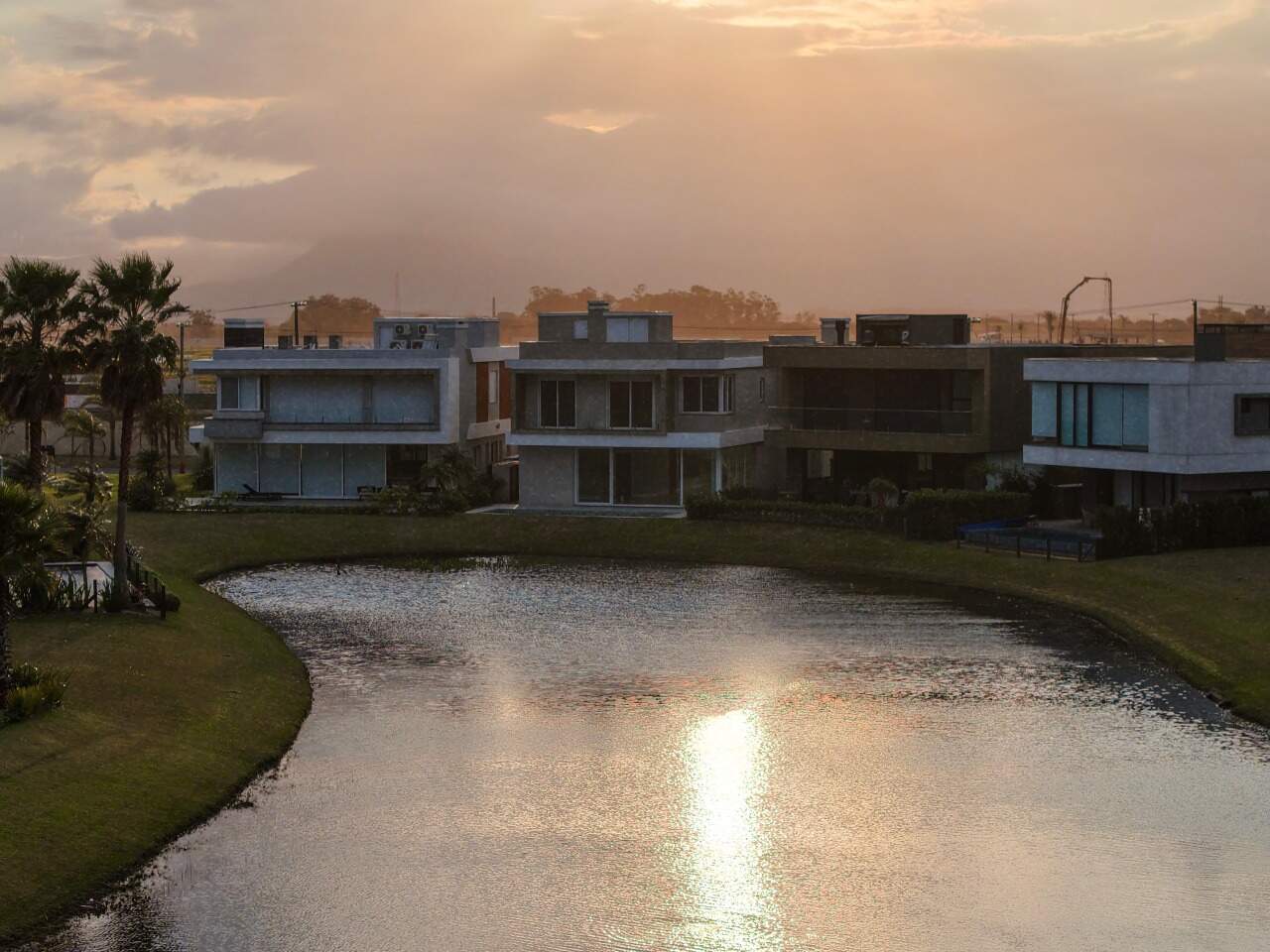Casa em Condomínio à venda no Centro: 